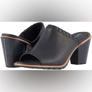 SOREL Nadia Black Leather Mule with block heel rubber lug sole 9.5
